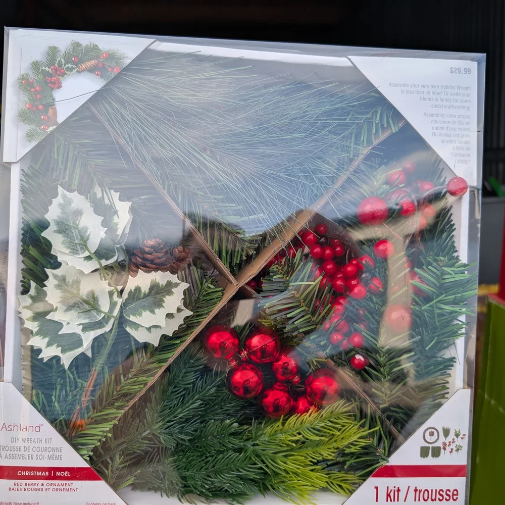 Ashland Pine and Berry Wreath - Green and Red